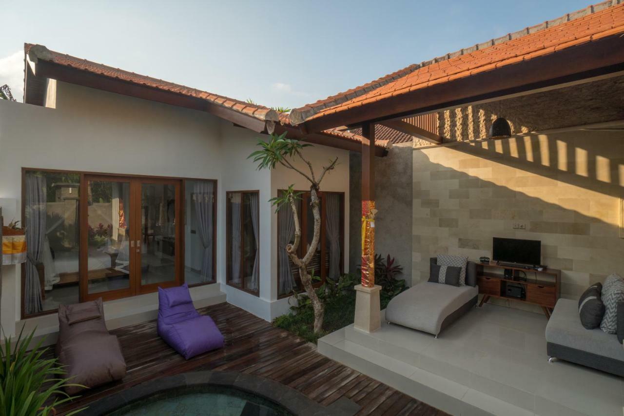 Royani Villa Sukawati Buitenkant foto